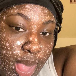 Meet your Posher, Daniyah